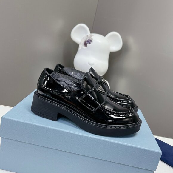 Prada Women‘s Loafer
